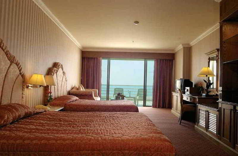 Adriatic Palace Hotel Pattaya Bagian luar foto